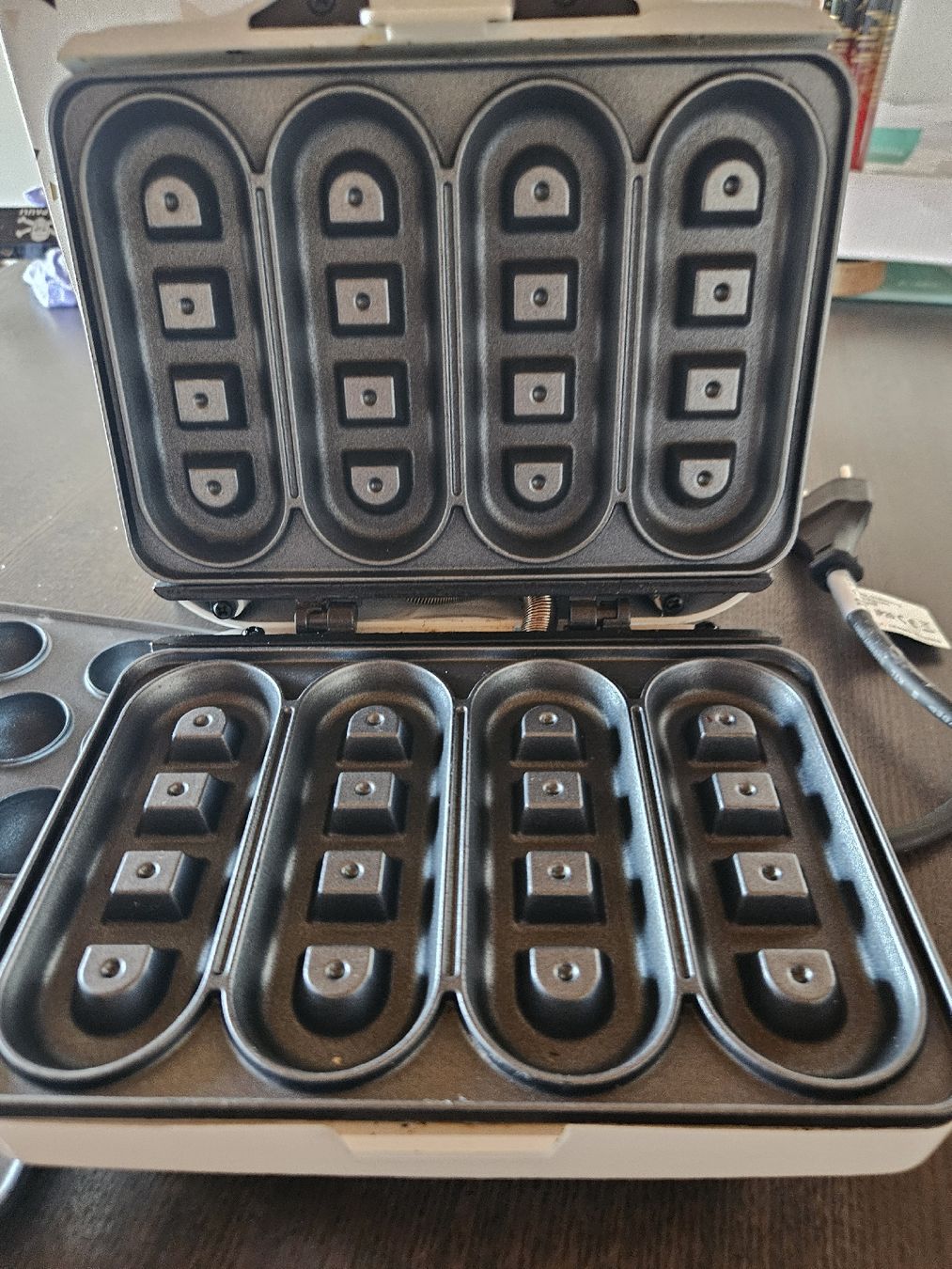 Küchengeräte: Waffel- und Cake-Pop-Maker – Gebraucht aus Koppigen von car_pw92 1