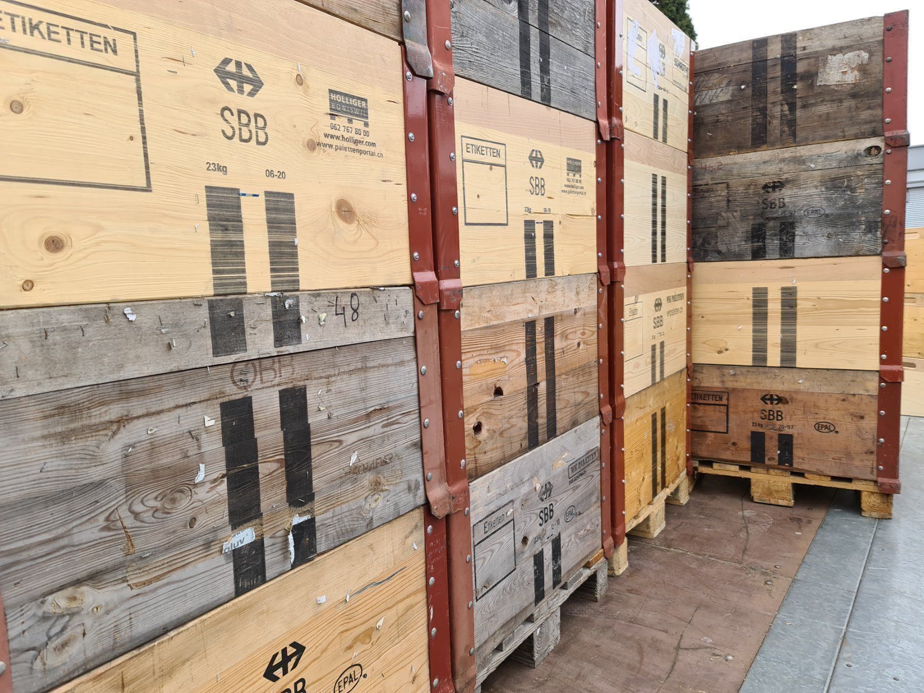 Articoli in legno: SBB-Palettenrahmen – Usato da Bazenheid venduto da DonAleks91 1
