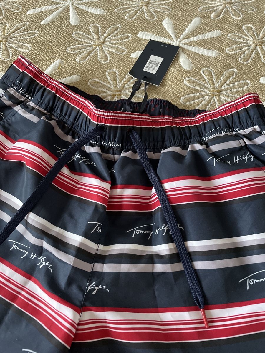 Tommy Hilfiger Pantaloni: Hilfiger Badehose gr.M – Nuovo (secondo la descrizione) da Andhausen venduto da bgy_y6xl 1