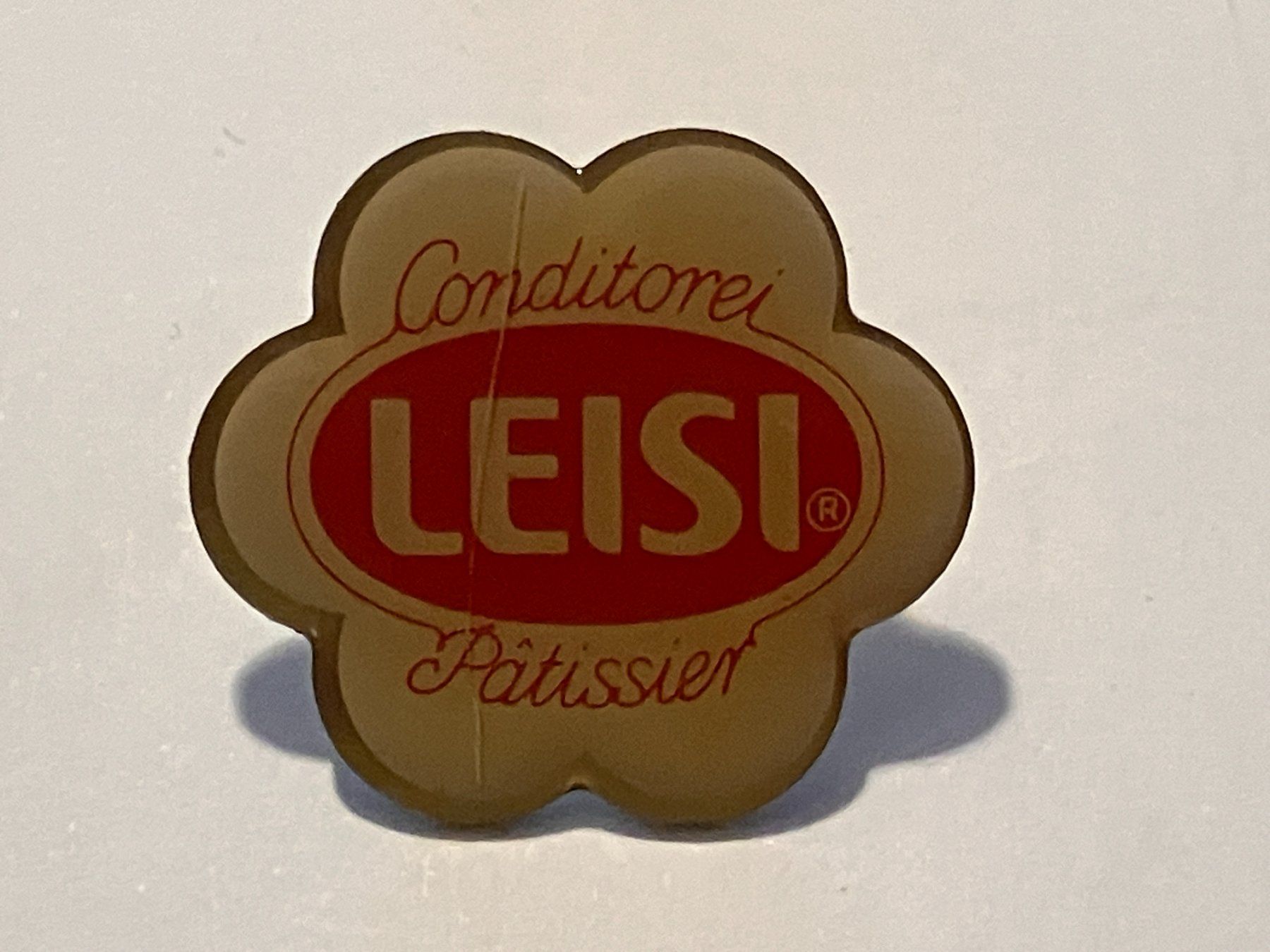 Plaquettes & Badges: 1 Pin Leisi Patissier – D'occasion à Basel par djwwpp