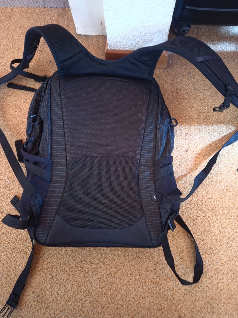 Osprey Zaini: Sac à dos Osprey Comet 30L - comme neuf – Usato da Prilly venduto da Lorrysa 2