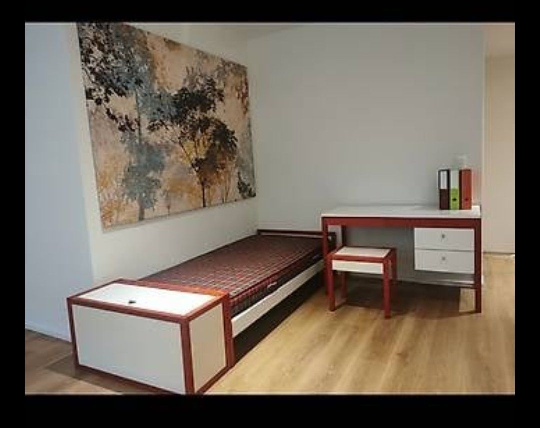 Letti: Kinderzimmer - Bett, Pult, Truhe – Usato da Binningen venduto da eli_rcf2