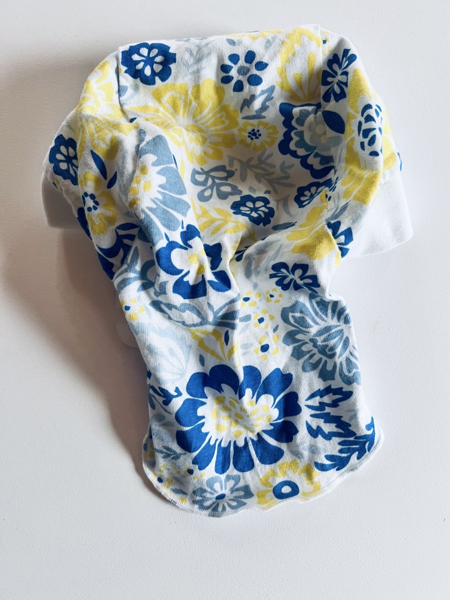 Altro abbigliamento per bambino: Blumenmütze Gr. 51, 80-86, neu – Nuovo e nell'imballaggio originale da Teufen AR venduto da Maleaa 3