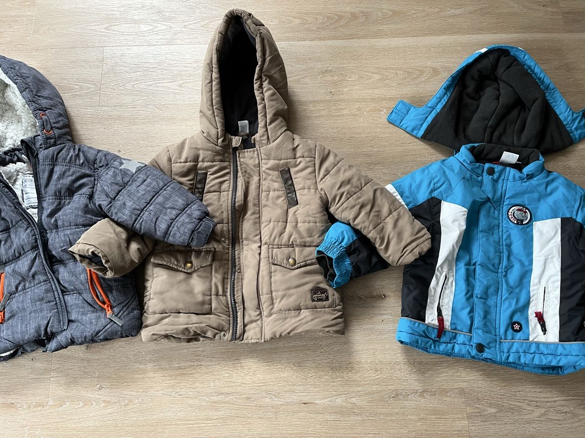 Lotti & Set di vestiti: Winterjacken Gr. 86 – Usato da Sulz AG venduto da Zissi31324