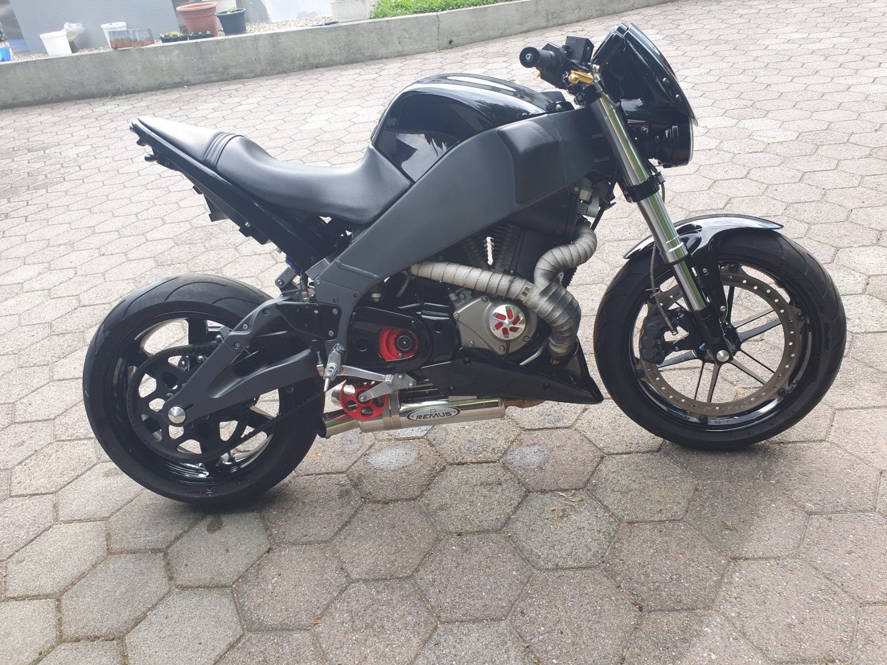 Buell Strada: Buell XB12s Customizing – Usato da Escholzmatt venduto da Mpowerone 2