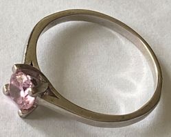 Silberring 925 mit rosa Stein, filigranes Schmuckstück Gr.60