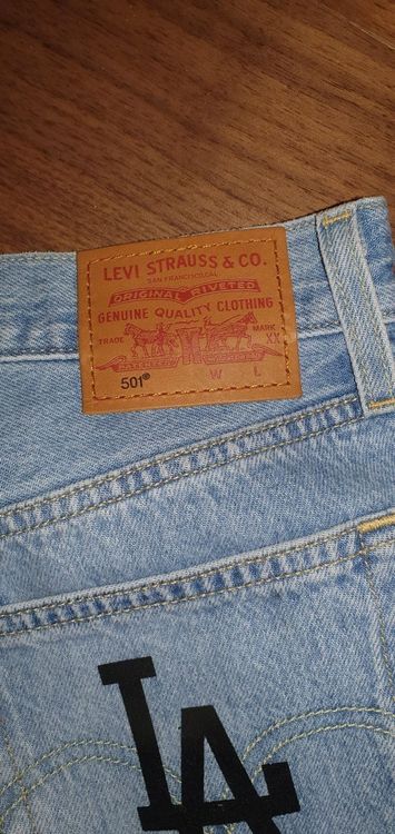 Levi's Jeans: New & exclusive Levi's 501 jeans – Nuovo e nell'imballaggio originale da St-Sulpice VD venduto da justine_hu 6