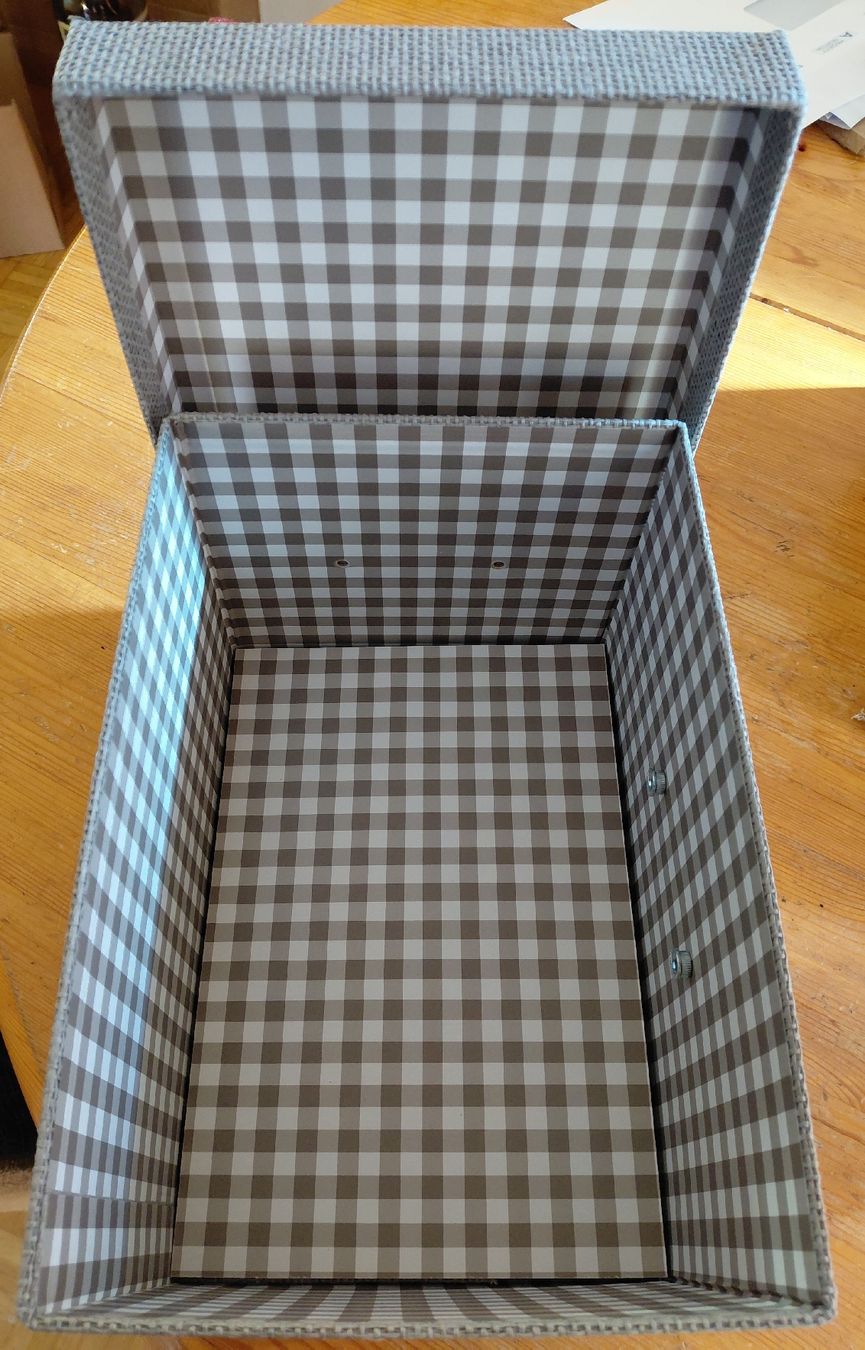 Ikea Altro in Decorazioni & Accessori: Kastel mit Deckel Ikea – Usato da Birsfelden venduto da aer_q78f 2