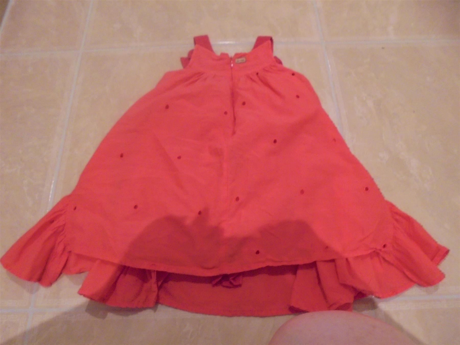 Vestiti & Gonne: Catimini schönes Kleid, 3J 98 – Usato da Klingnau venduto da Markus14 4