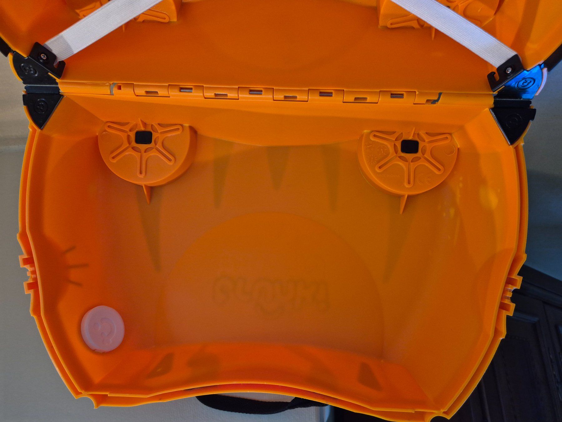 Trunki Reisekoffer: Trunki-Trolli,  Kinderkoffer orange mit Rollen – Gebraucht aus Dietikon von grafad 6