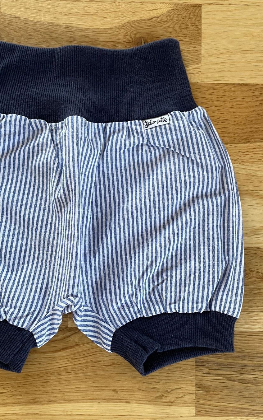 Pantaloni: Pumphosen kurz, Grösse 98/104 – Nuovo (secondo la descrizione) da Burgdorf venduto da Crown. 2