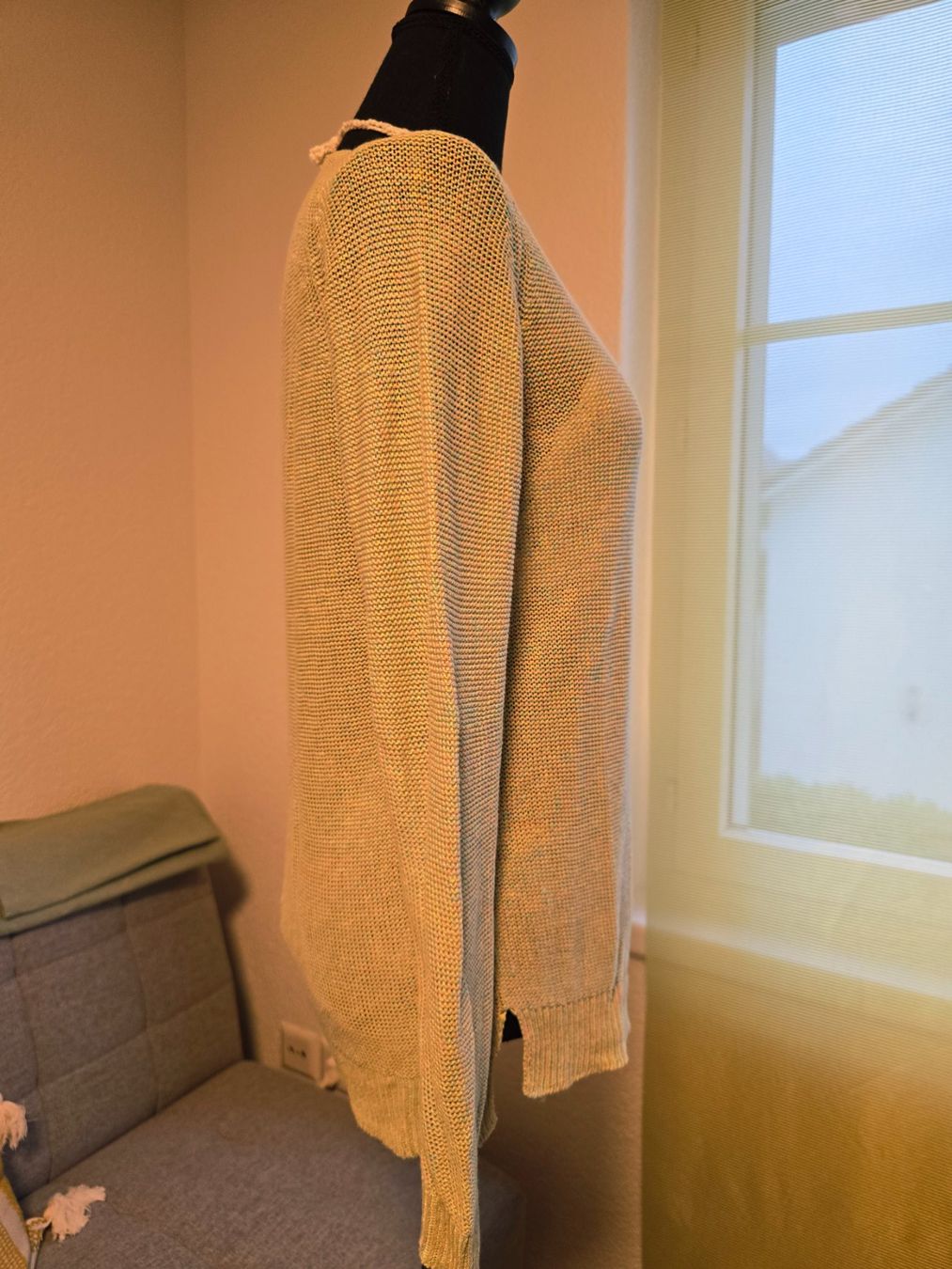 Pullover & Sweatshirts: Pullover – Gebraucht aus Niederbipp von Viktoria_Sch 1
