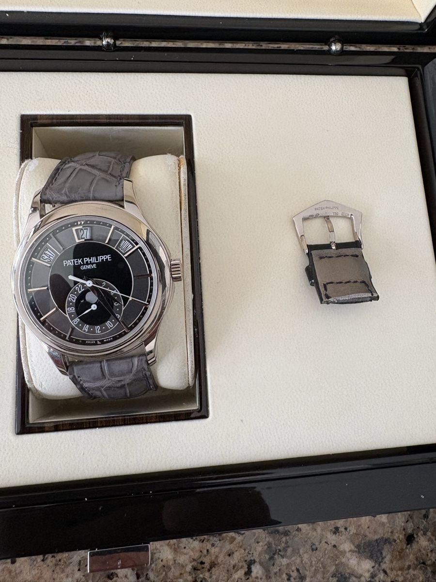 Patek Philippe Orologi: Patek Philippe Annuel Calender 5205G-013 – Usato da Rüti ZH venduto da Schoele61 6