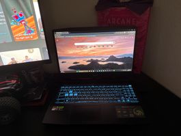 Pc MSI portable plus clavier apex pro TKL plus souris RAZER