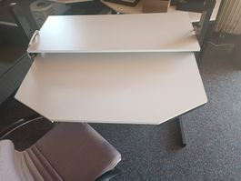 Computertisch weiss, 110 breit inkl Giroflex Bürostuhl