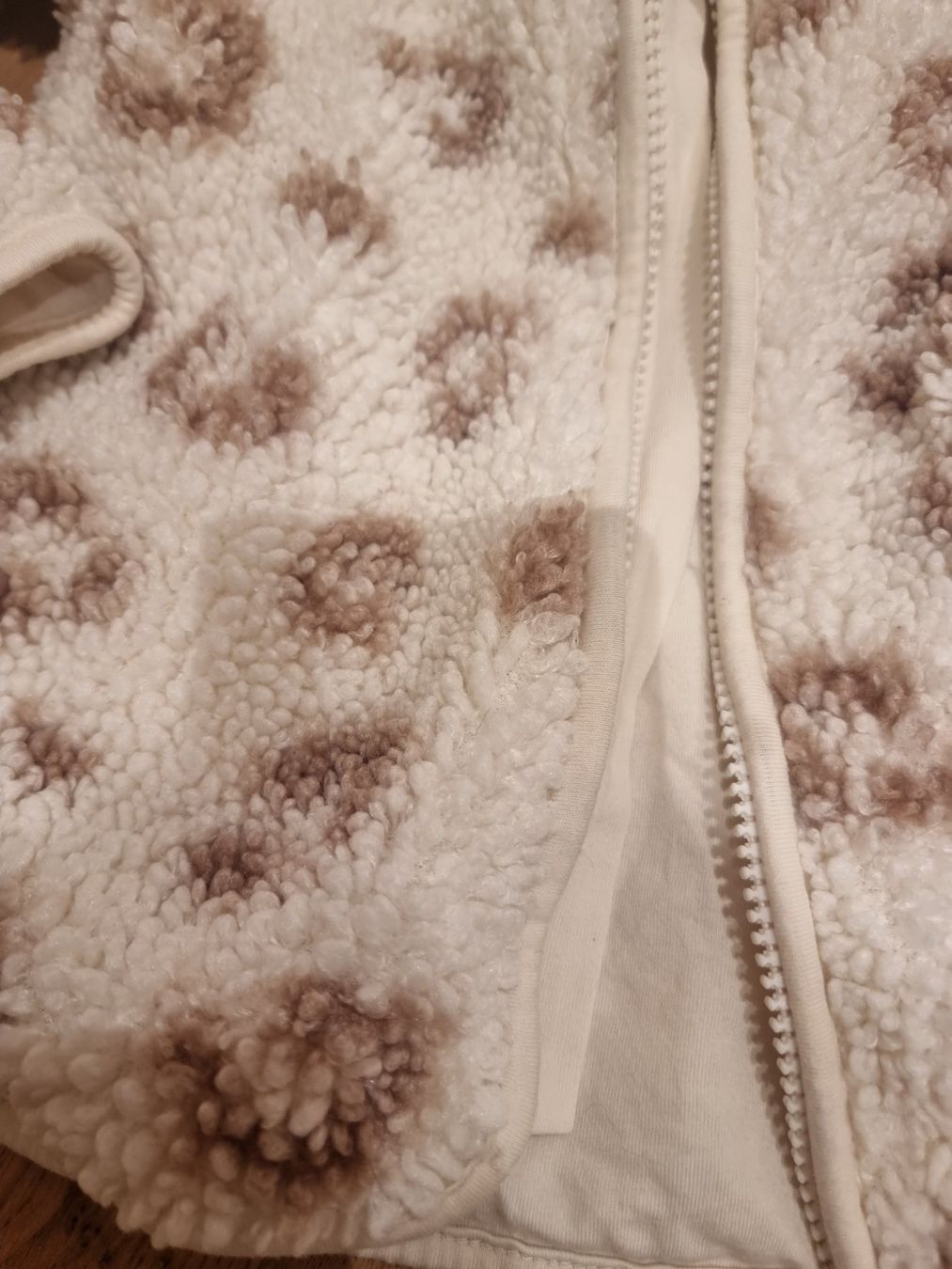 H&M Giacche & Cappotti: Flauschiges Jäggli H&M, 92 – Usato da Buttikon SZ venduto da Limo180 1