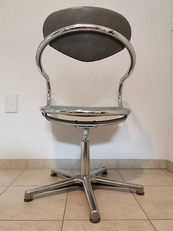 Poltrone: Chaise de bureau en structure acier, Space Age 70s – Usato da La Neuveville venduto da Esteban_BDM 1