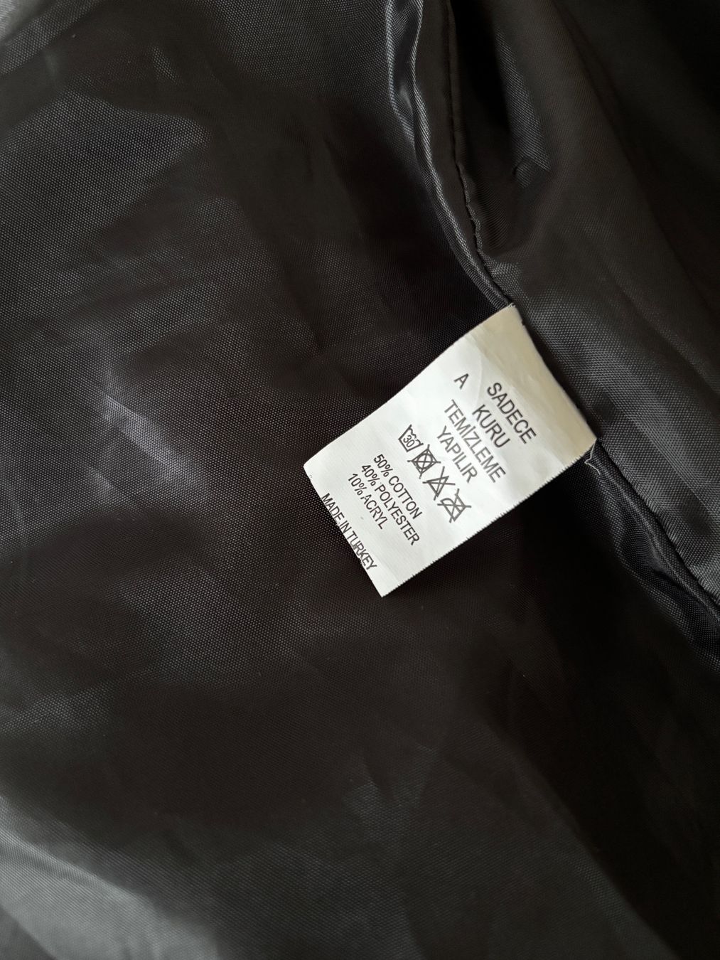 Gilet & Giacche senza maniche: Schwarze Kunstlederweste – Usato da Bern venduto da ViksiBash 2