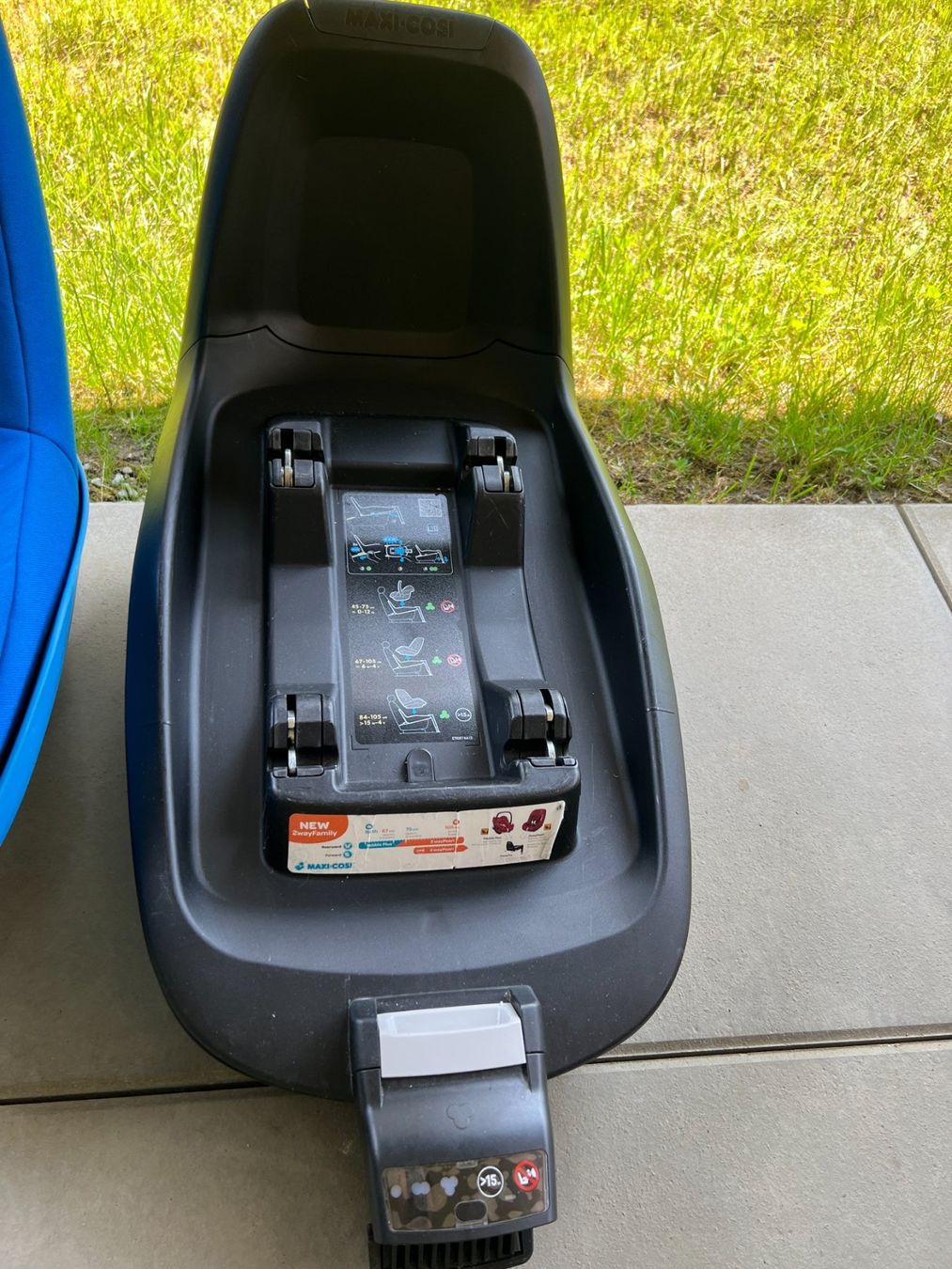 Maxi-Cosi Seggiolini per auto: Maxi Cosi 2way - Sitz inkl. Isofix-Base – Usato da Reichenburg venduto da Sternschnuppa 2