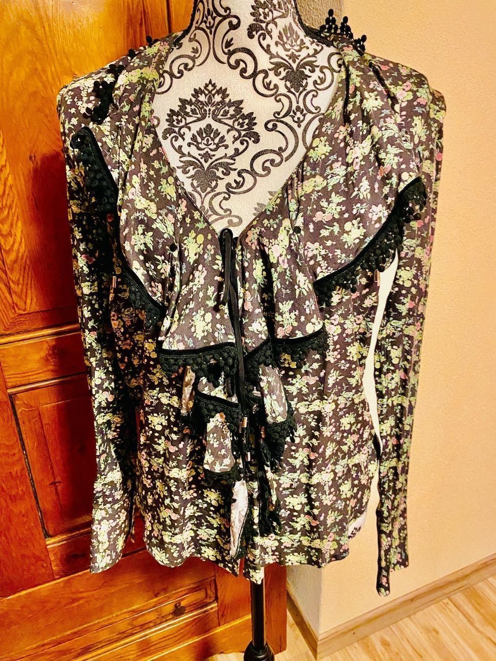 Camicette: Jolie Blouse HIGH-TECH T38 Neuve – Nuovo (secondo la descrizione) da Porrentruy venduto da SYANKA 1