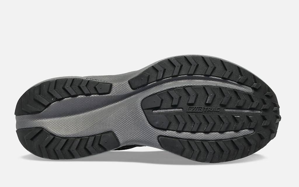 Scarpe da uomo: Chaussures de sports – Usato da La Chaux-de-Fonds venduto da SPAD8248