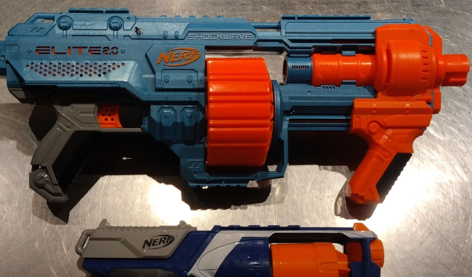 Nerf Spielzeuge: 2 Nerf Pistolen – Gebraucht aus Buchackern von flubua 2