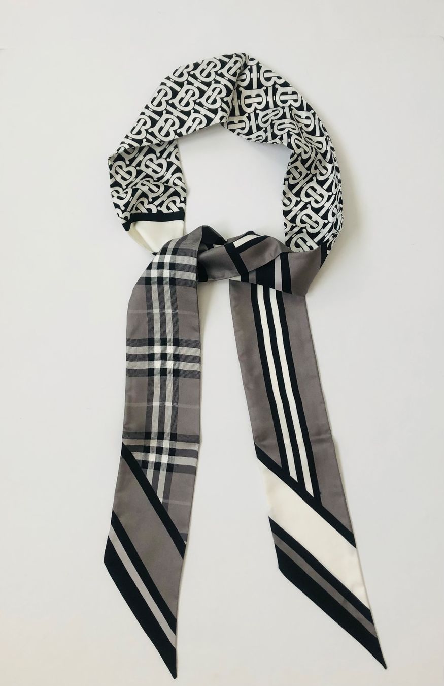 Burberry Foulard & Sciarpe: Burberry scarf – Nuovo (secondo la descrizione) da Pregassona venduto da Reluxuryspace