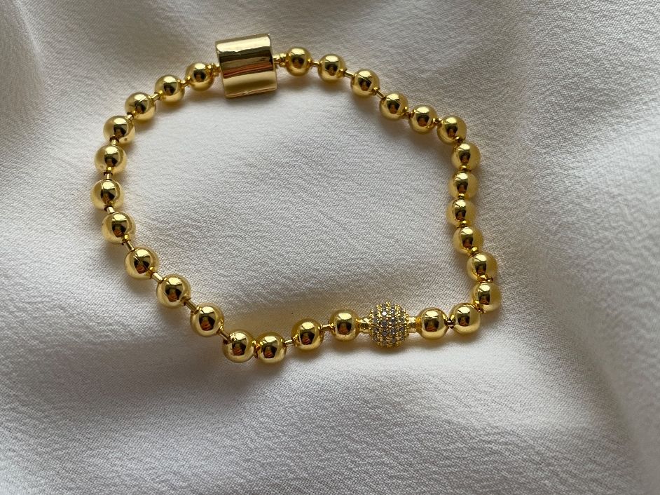 Bracciali & Braccialetti: Goldiger Bracalet Neu Stainsless steel – Nuovo (secondo la descrizione) da Baden venduto da kar_rm7y