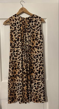 Calvin Klein Size 6 US 36 EUR