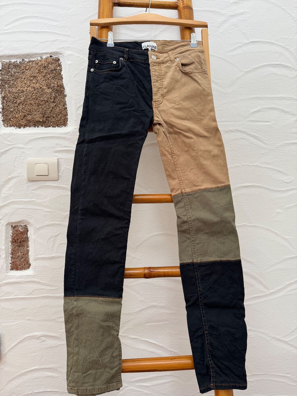 Ganni Jeans: Patchwork Denim von Ganni, Gr. 36 – Gebraucht aus Ebmatingen von LuKou