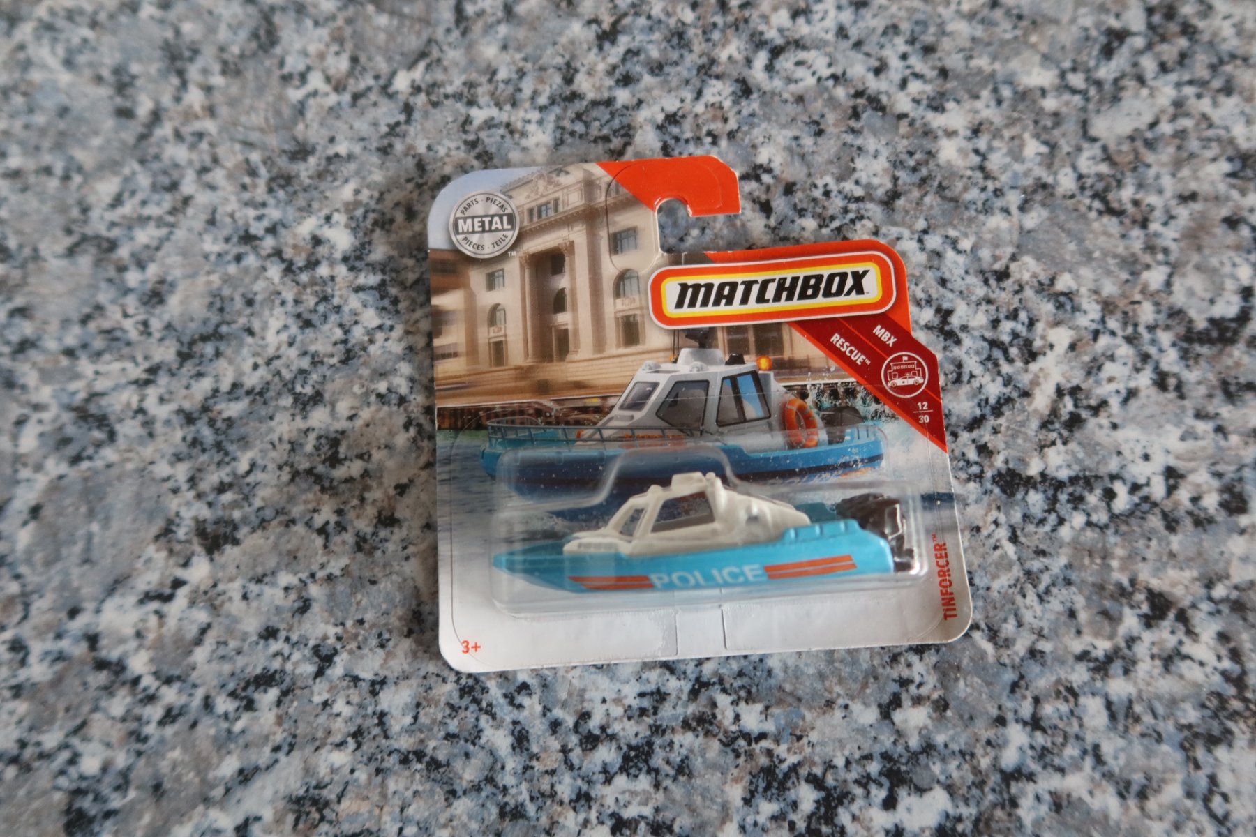 Voitures modèles: Matchbox – Neuf avec emballage d'origine à Täuffelen par Cindybussy