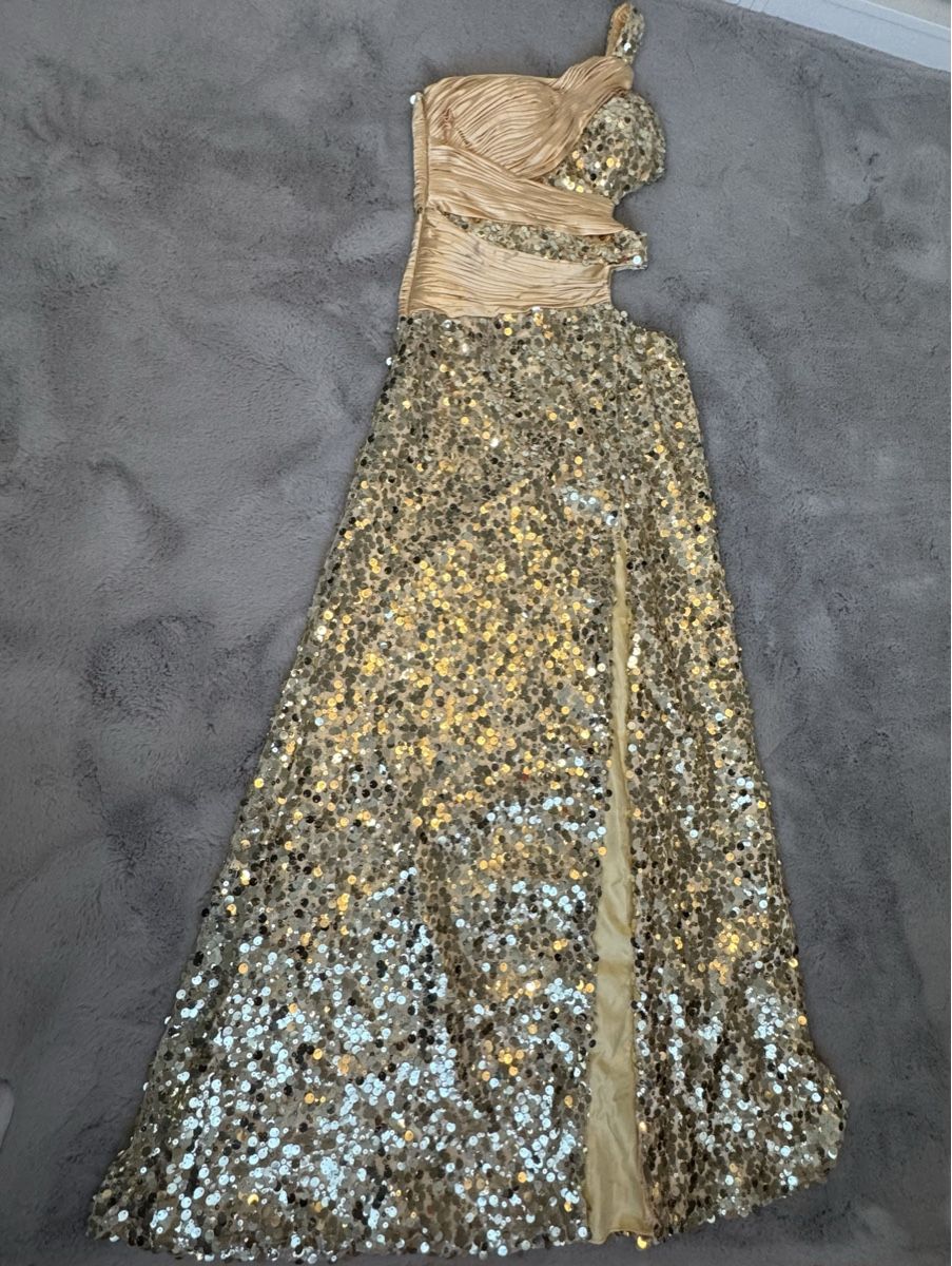 Kleider: Kleid – Neu (gemäss Beschreibung) aus Emmenbrücke von sa.ra