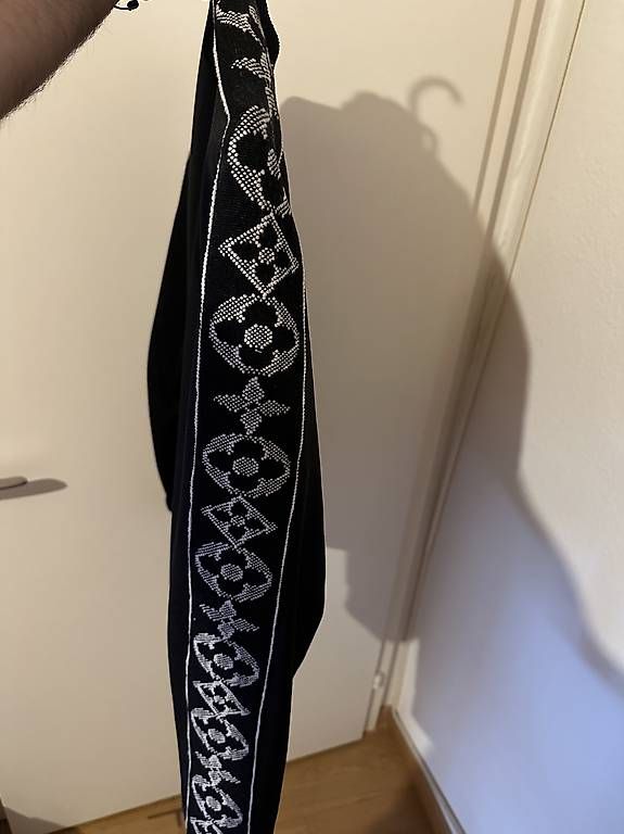 Louis Vuitton Jacken: Louis Vuitton Trainerjacke – Gebraucht aus Basel von sav_5nxh 2