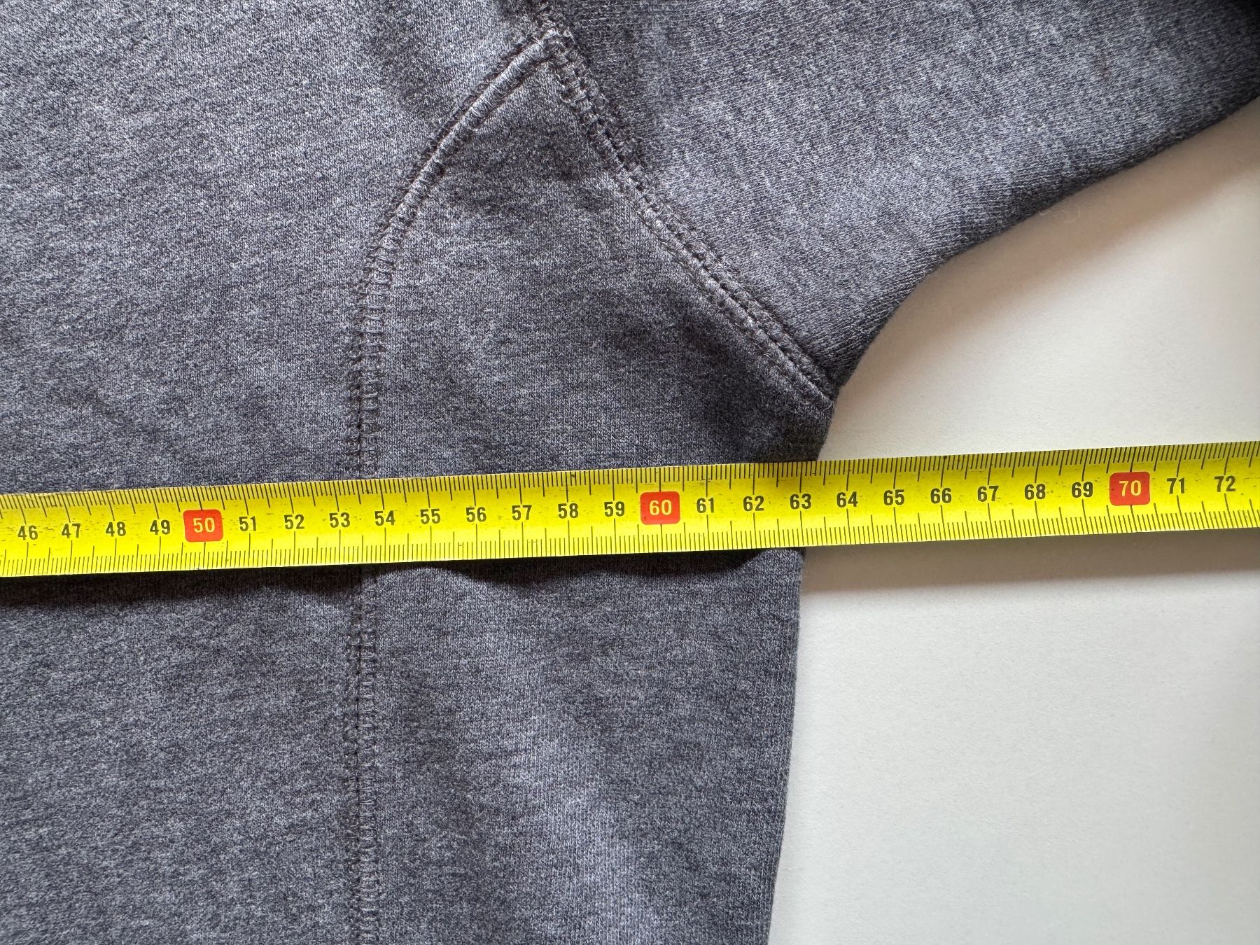 Fila Maglioni & Felpe: FILA crewneck pullover Sz L – Usato da Neuchâtel venduto da _Easy_to_Find_ 6