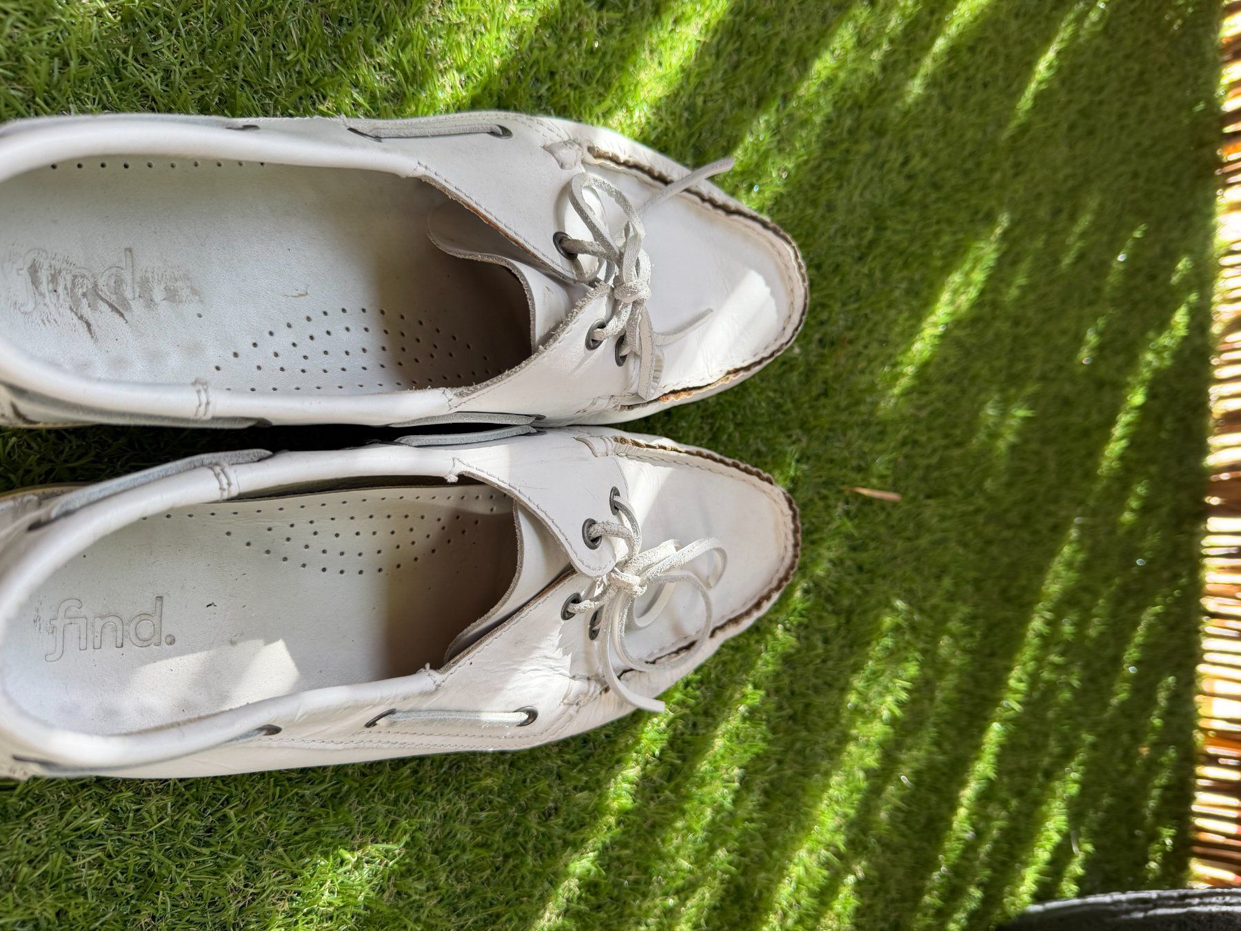 Scarpe da uomo: Bootsschuhe Find weiss Leder 42 – Usato da Riehen venduto da edu_92w7 1