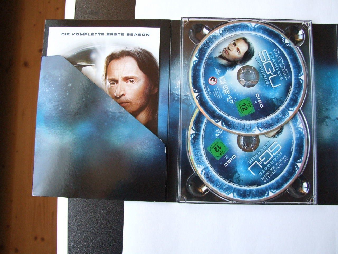 Alle DVDs: STARGATE SGU UNIVERSE – Neu (gemäss Beschreibung) aus Zwingen von  3