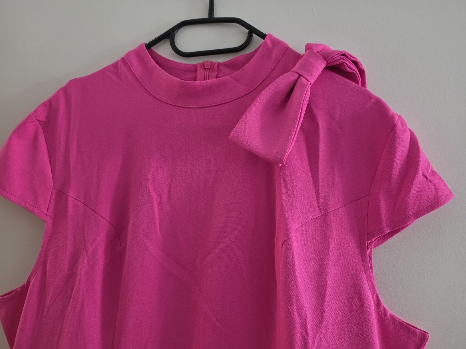 Vestiti: Robe Rose Fushia – Nuovo (secondo la descrizione) da Yverdon-les-Bains venduto da enzine 1