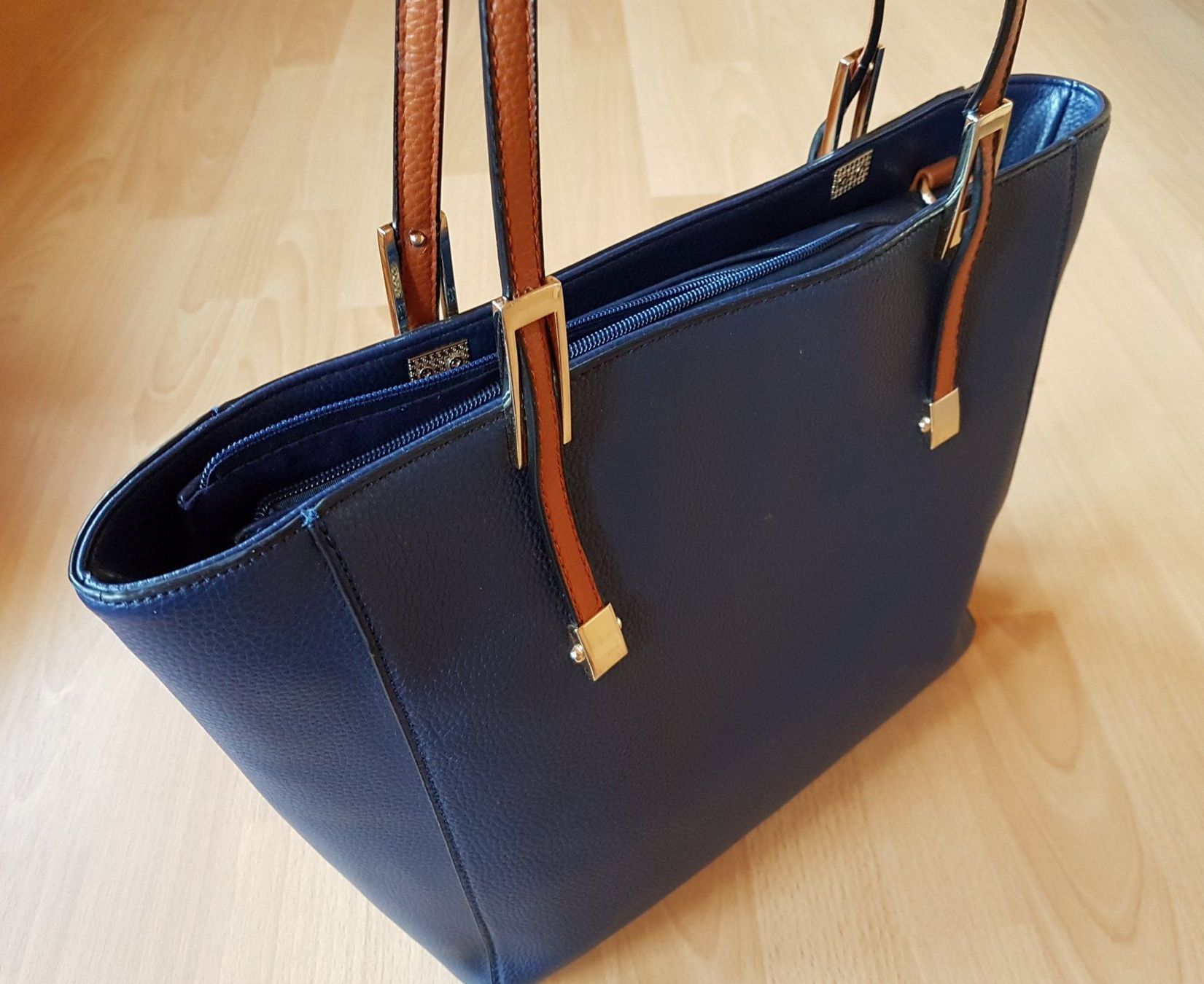 Borse da donna: HANDTASCHE  (NEUWERTIG) – Nuovo (secondo la descrizione) da Sax venduto da spazieren