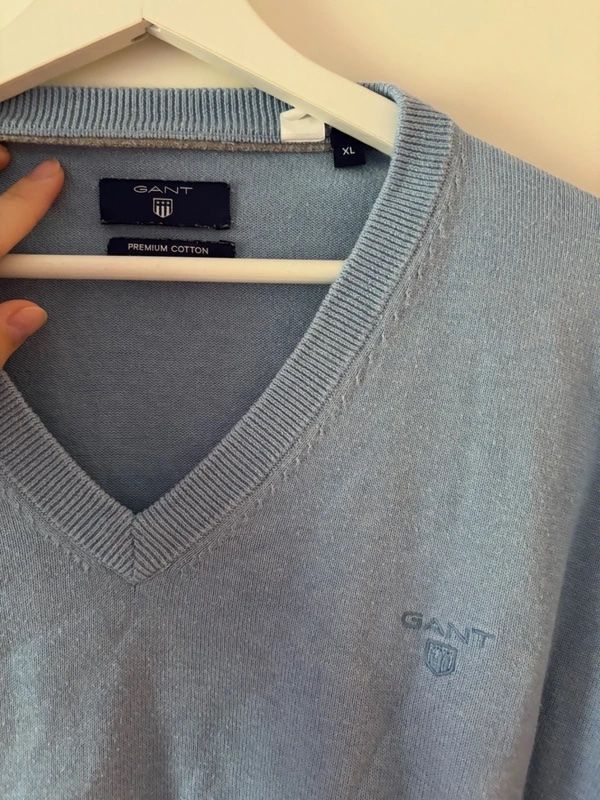 Gant Pullover & Sweatshirts: Herren Pullover Gant V-Ausschnitt – Gebraucht aus Rafz von mar_j7dl 1