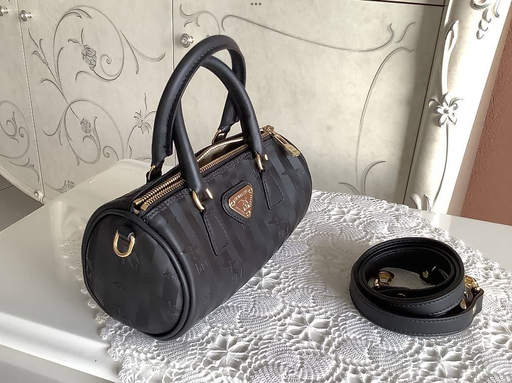 Taschen für Damen: Maison Mollerus Tasche, Neuwertig! – Neu (gemäss Beschreibung) aus Aegerten von G7unit 4