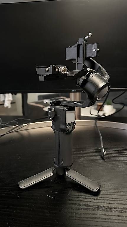 DJI RS3 Mini mit Smallrig Arcaswiss Platte und Zusatz Arm (Gebraucht ...