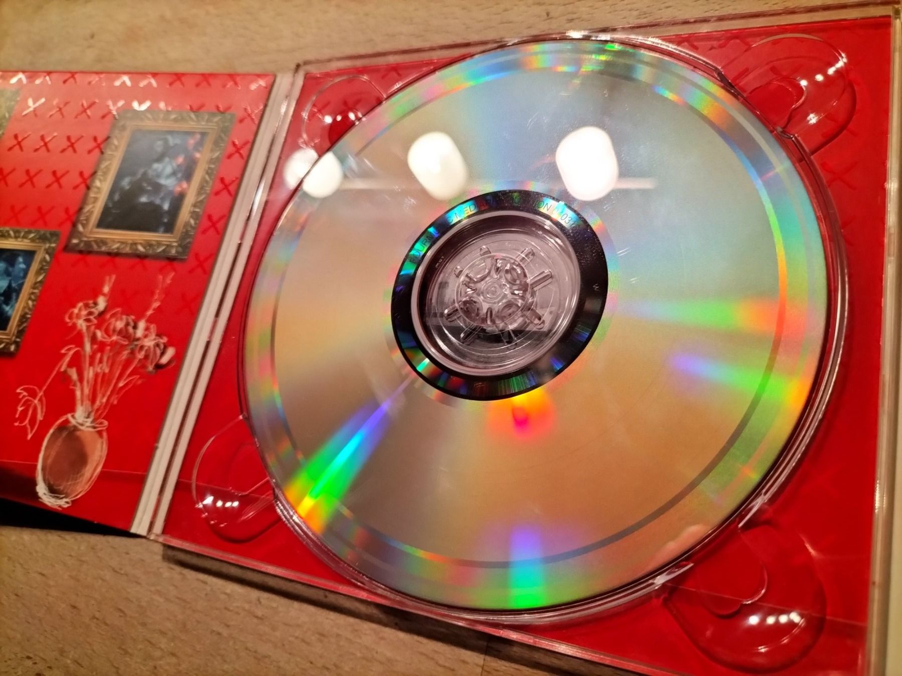 CD: Apparatschik – Aurora – Usato da Biel / Bienne venduto da Music74 2