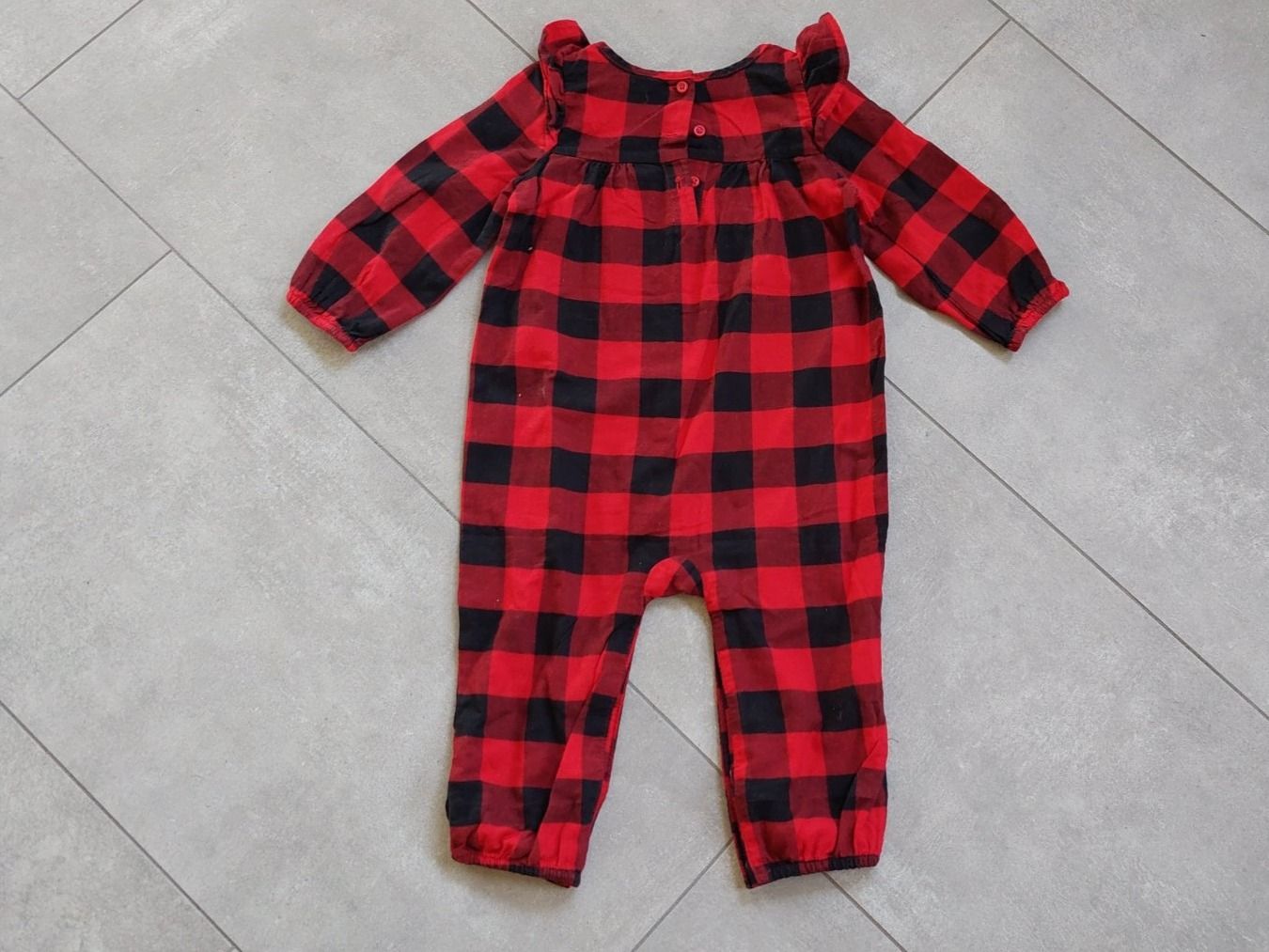 Gap Jumpsuits: Einteiler / Strampler von GAP Grösse 12 -18 M – D'occasion à Wiesendangen par troawus 4