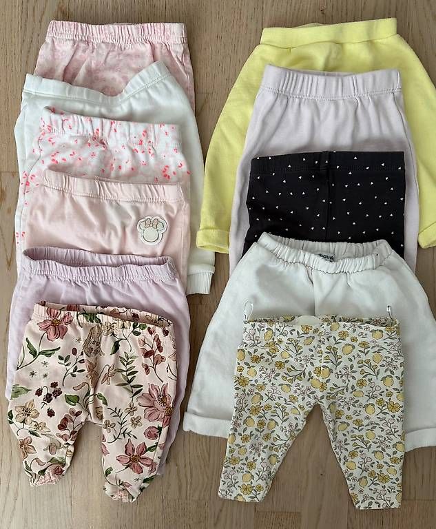 Kleiderpakete & -sets: Hosen und Bodys Gr. 56-62 – Gebraucht aus Zürich von kir_gsf6
