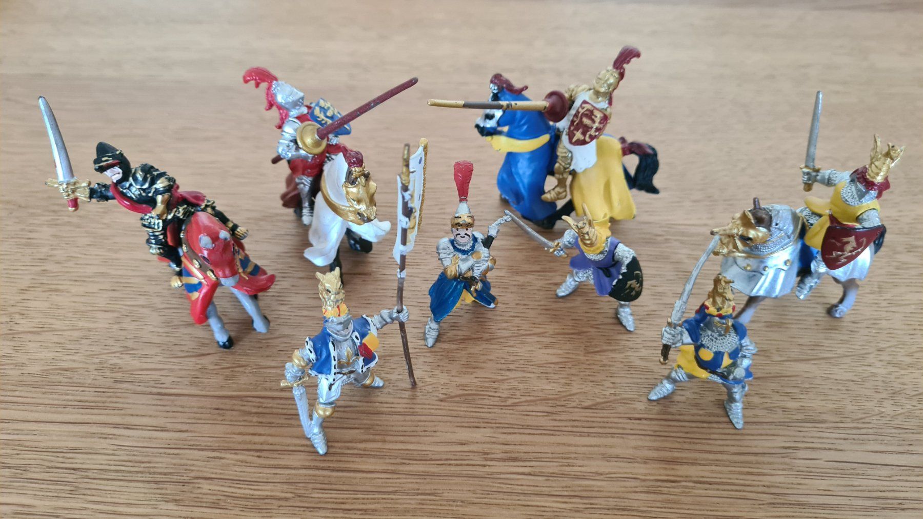 Jouets: Ritter Mittelalter Figuren Set mit Pferden - PLASTOY – D'occasion à Winterthur par stufaphi