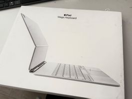 Apple Magic Keyboard für iPad 13" Air – Neu & ungeöffnet