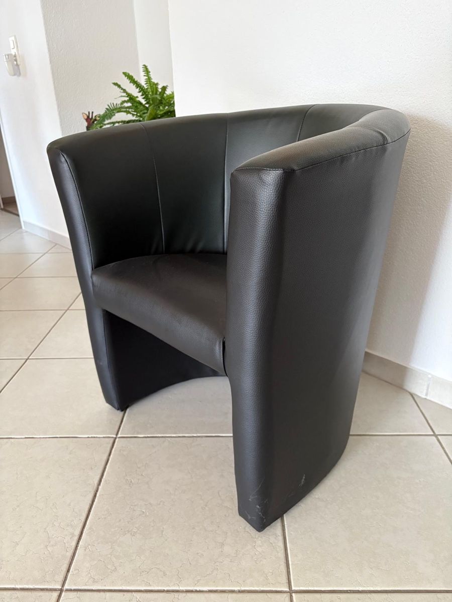 Poltrone: Loungsessel, Kunstleder – Usato da Zürich venduto da Xanthos555