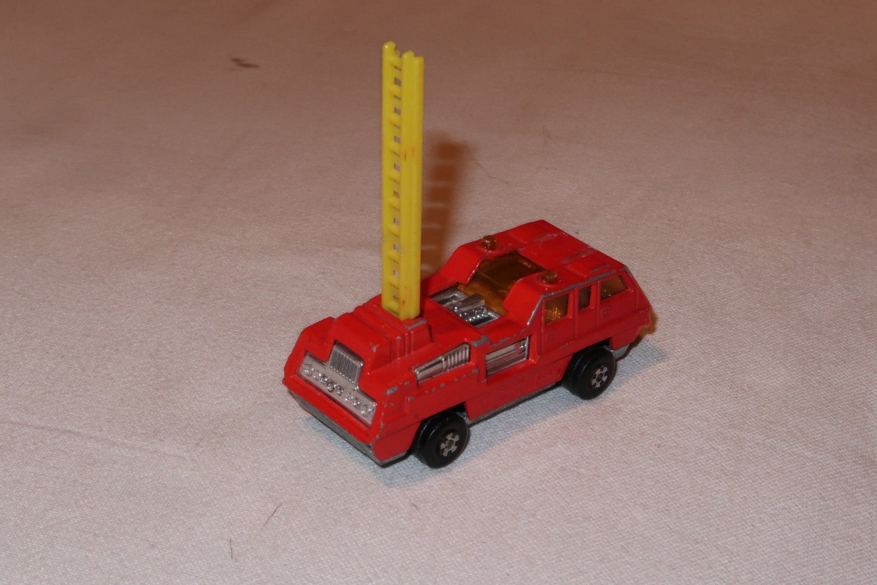 Matchbox Modellini d'auto: Matchbox Superfast No 22 Blaze Buster – Usato da Muttenz venduto da Laeckerlihamschter 1