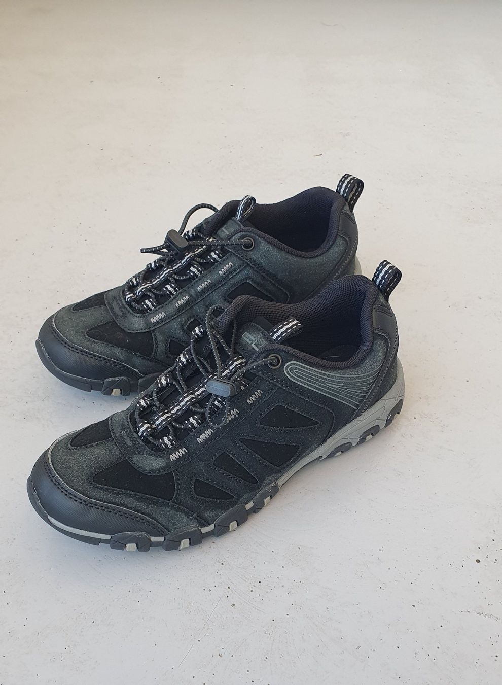 Graceland Scarpe da uomo: Chaussures sneaker Graceland Size 37 – Usato da Erde venduto da zakleblanc 1