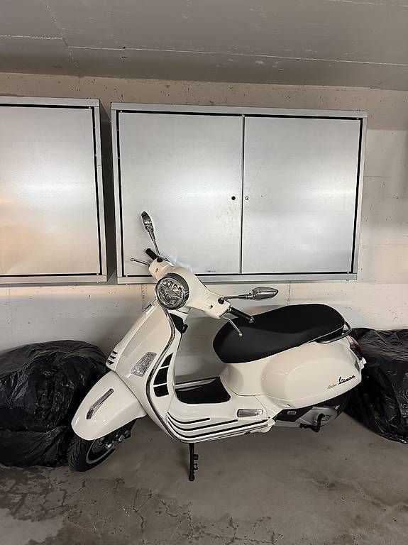 Vespa Scooters: Vespa 125 GTS Super – Gebraucht aus Ebikon von mar_s8j2 1